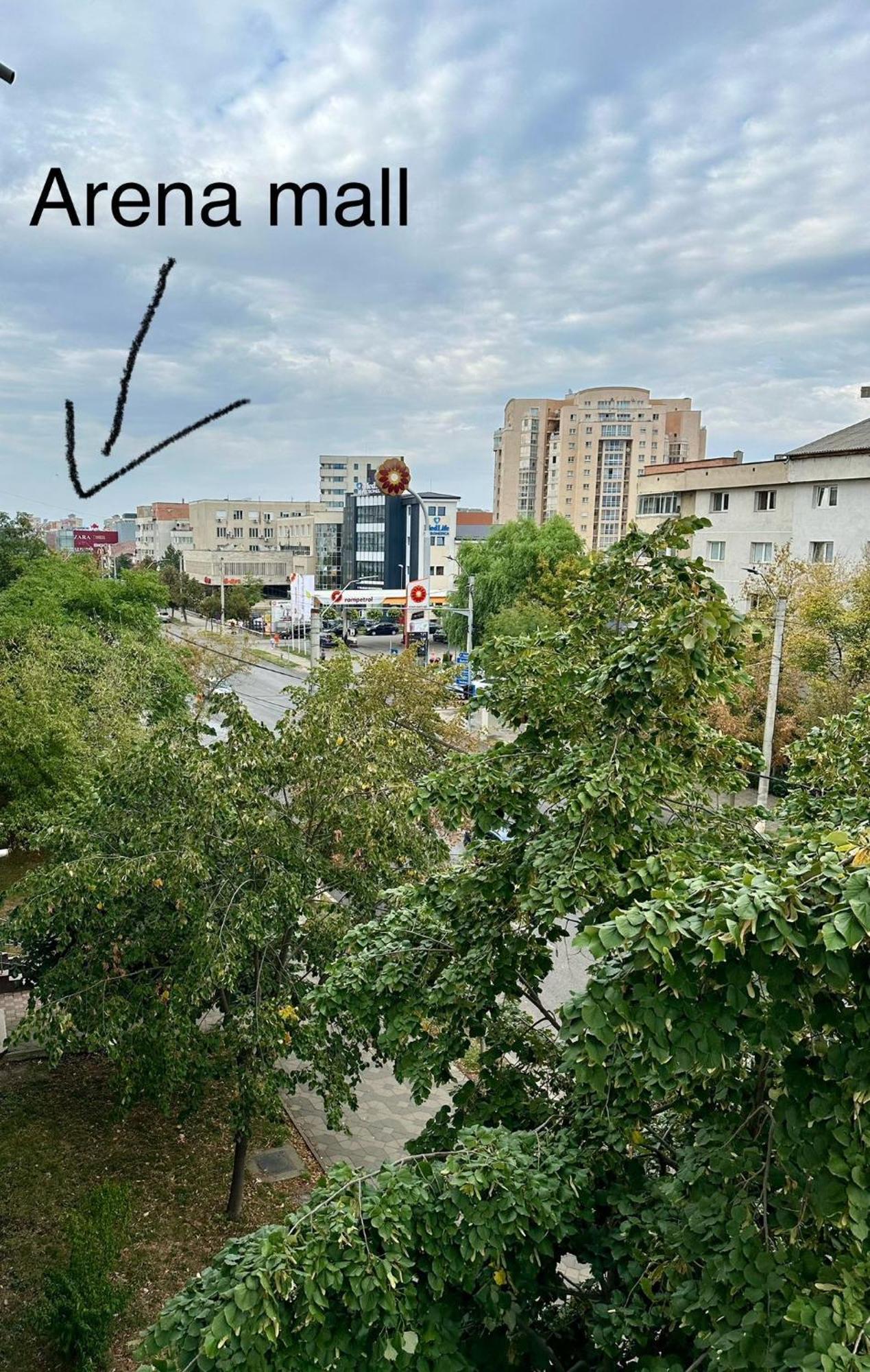 Arena Apartment Бакэу Экстерьер фото